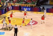 DB视讯百家乐越老越妖！韩德君低位单打吸引包夹 击地妙传韦伯轻松上空篮！
