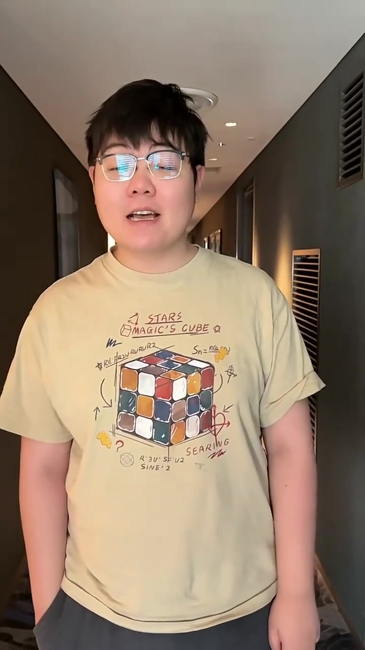 DB视讯官方登录入口TES更新369视频：到韩国的第五天，明天准备比赛了，比赛加油